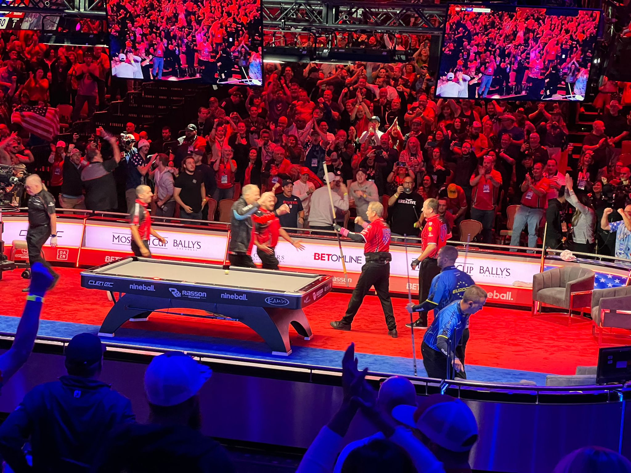 Mosconi Cup dag 3 Team Europe neemt de leiding Pool Biljart